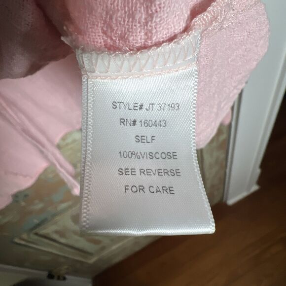 Maria & Kyndal's L Peach Colored Long Sleeve Light Weight Button Down Top - Picture 10 of 11